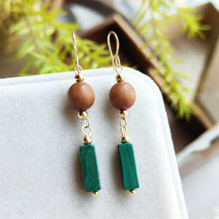 天然孔雀石耳饰芭比檀香耳坠木质香气质耳坠精致时髦蓝绿宝石耳环