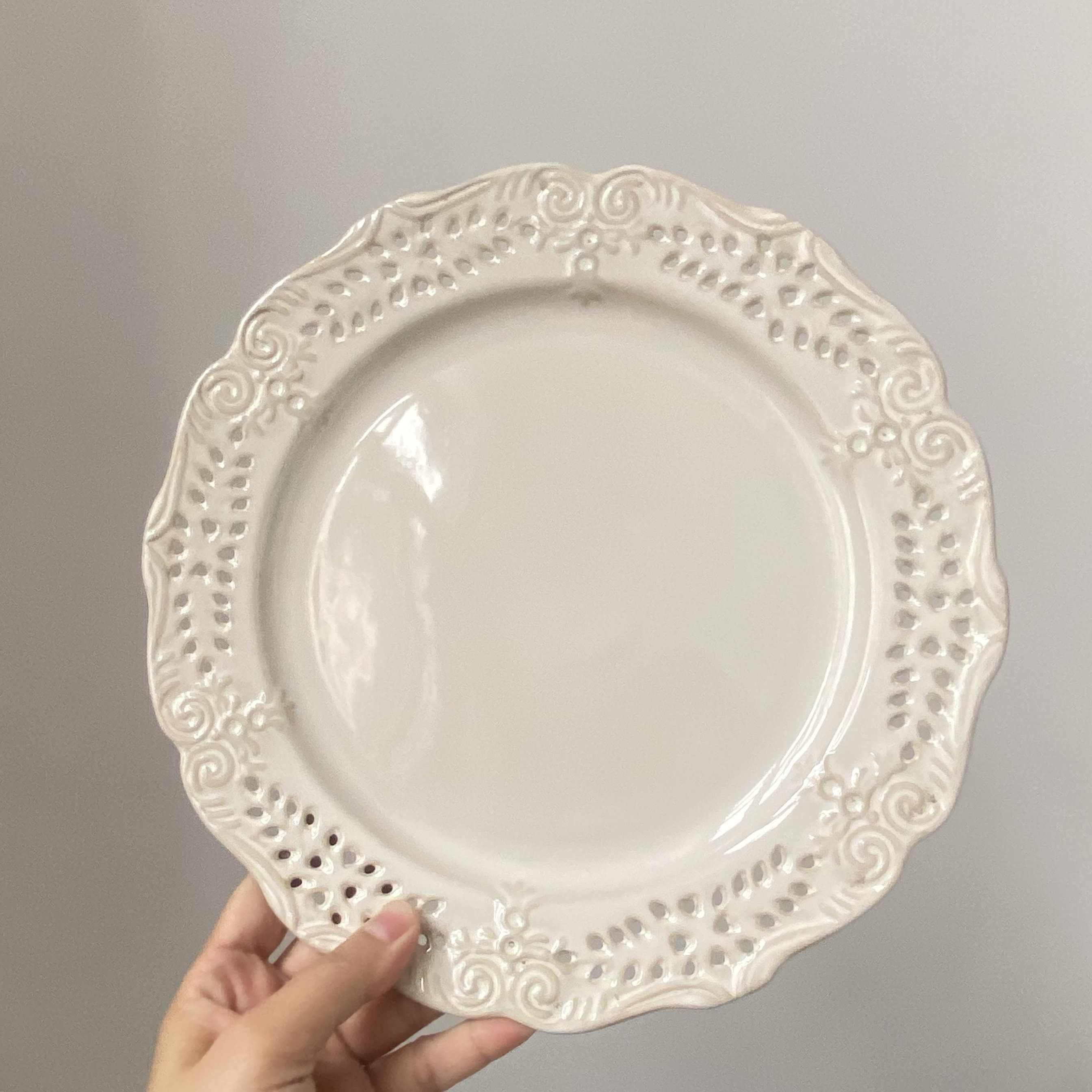 阿米莉镂空做旧感陶瓷西式餐盘10英寸大号牛排盘平盘法式点心盘子