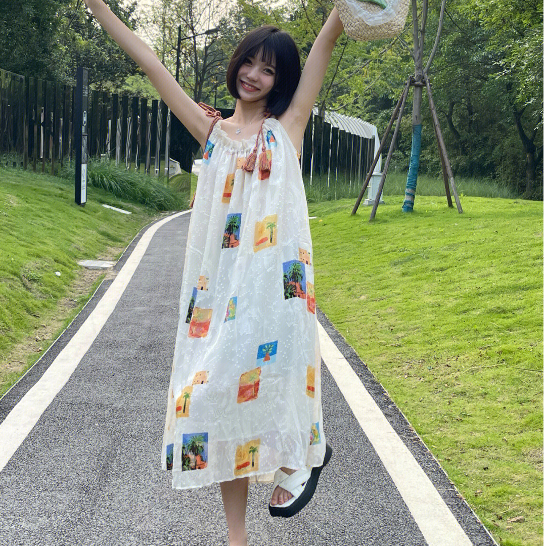 波西米亚多巴胺彩色吊带连衣裙女