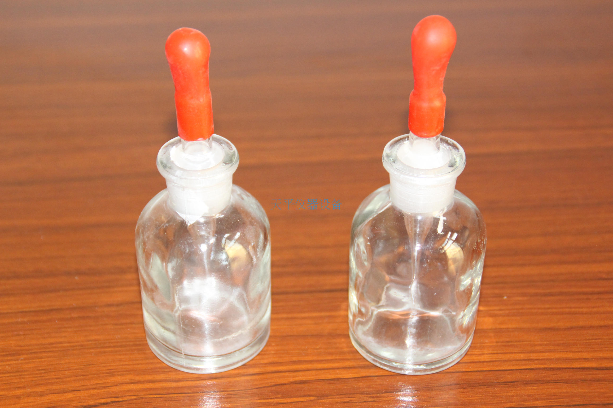 白滴瓶棕滴瓶 送胶头125ml 60ml 30ml 透明/玻璃滴瓶 试剂瓶