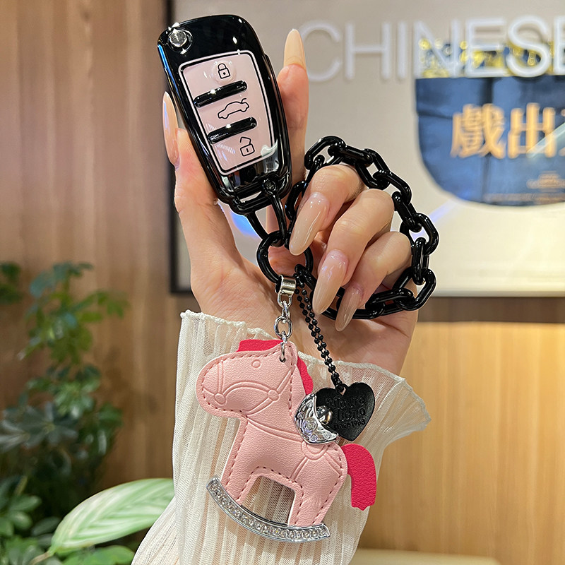 适用于奥迪A3车钥匙套A1 Q3 Q2L TT壳老款折叠A6 Q7 甜酷黑粉女款
