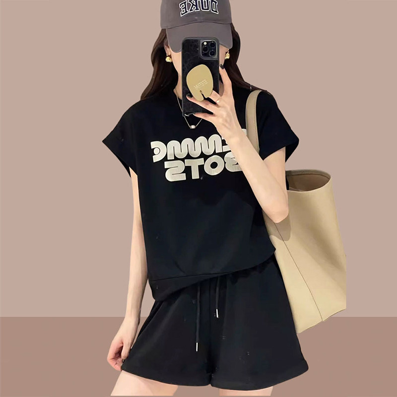 时尚洋气短袖短裤套装女夏图片