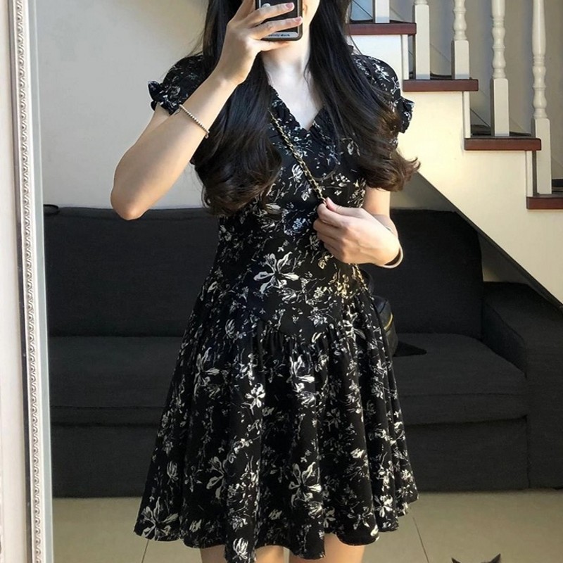 气质碎花V领短袖连衣裙女