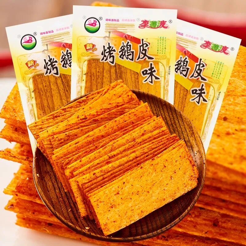 8090儿时怀旧烤鹅皮味辣片李碧波辣条湖南麻辣小时候批发零食小吃