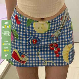 WEEKEEP 显瘦短裙 小众辣妹特色水果花卉格纹印花半身裙低腰修身