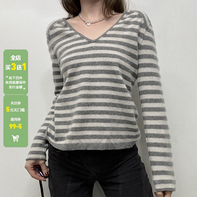WEEKEEP 简约休闲撞色条纹V领宽松长袖毛衣女百搭显瘦打底上衣