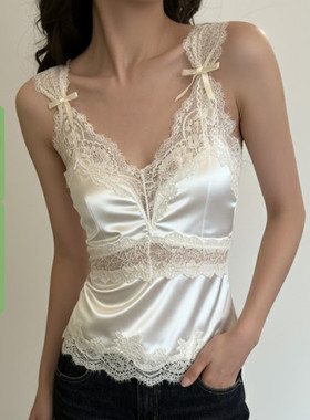 WEEKEEP 法式性感V领蕾丝拼接缎面蝴蝶结吊带背心女百搭修身上衣