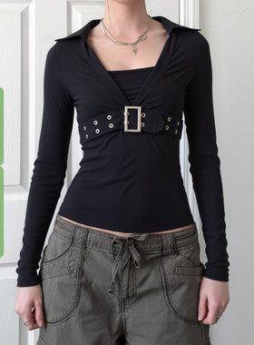 WEEKEEP 简约休闲黑色鸡眼金属扣收腰长袖T恤女百搭修身显瘦上衣