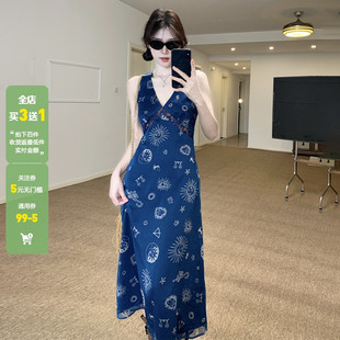 海边度假小众复古印花V领蕾丝背心连衣裙网纱拼接A摆长裙 WEEKEEP