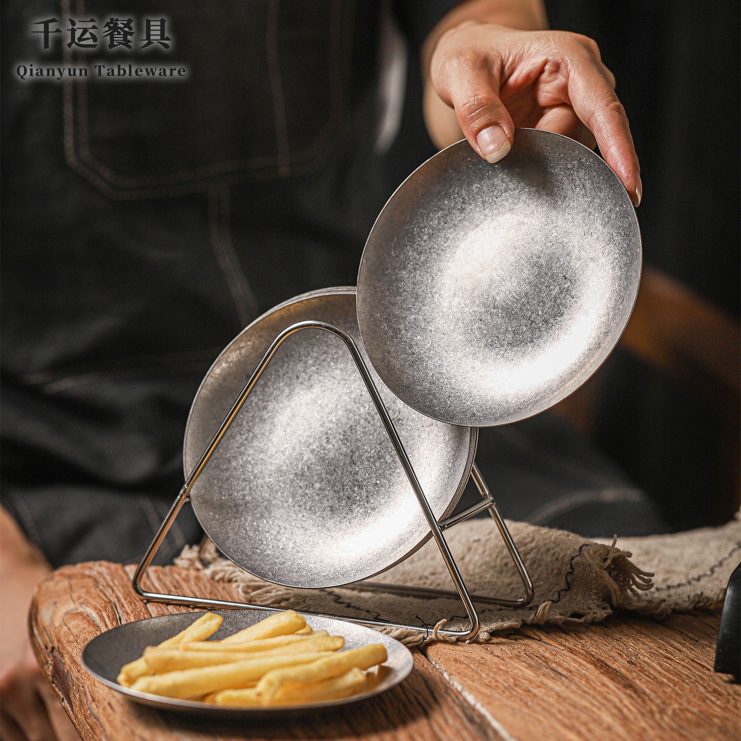 吐骨盘304不锈钢餐桌吐骨头