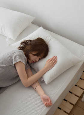 柔软包裹感枕芯女士低枕男士软高枕标准尺寸48*74厘米