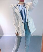 春秋户外冲锋衣女中长款西藏防风防水外套收腰连帽软壳冲风衣潮牌