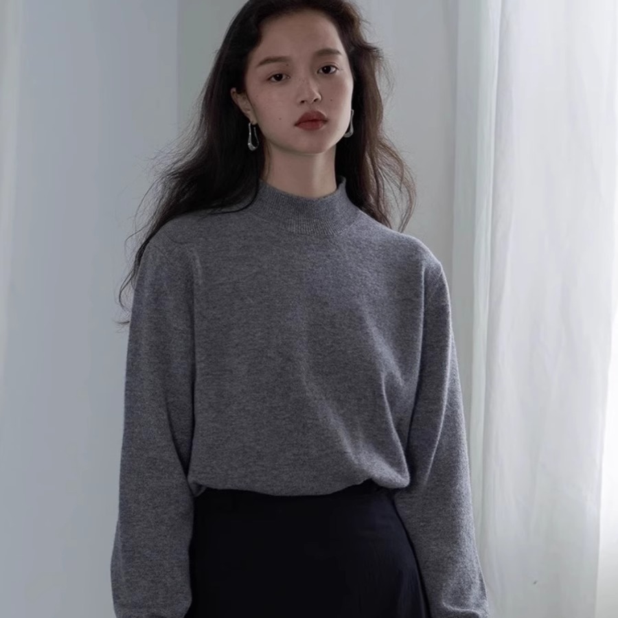 复古灰色羊绒半高领内搭毛衣女秋冬显瘦高级感宽松针织打底衫上衣