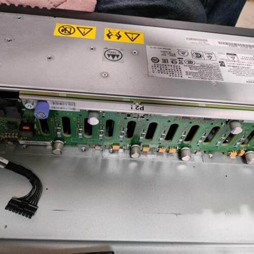 IBM 00E1945 74Y4338 00VK730 2B09 12位硬盘背板EJ0T EJ0V 拆机