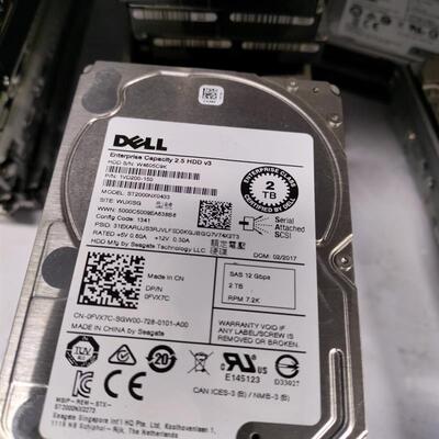 Dell/戴尔2T 硬盘 SAS 12GB 2.5寸企业级硬盘 ST2000NX0433 FVX7C
