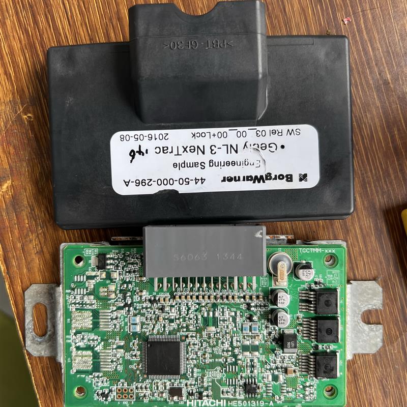 适用哈弗H3哈弗H5长城风骏3风骏5迪尔四驱电脑板分动箱电脑控制器