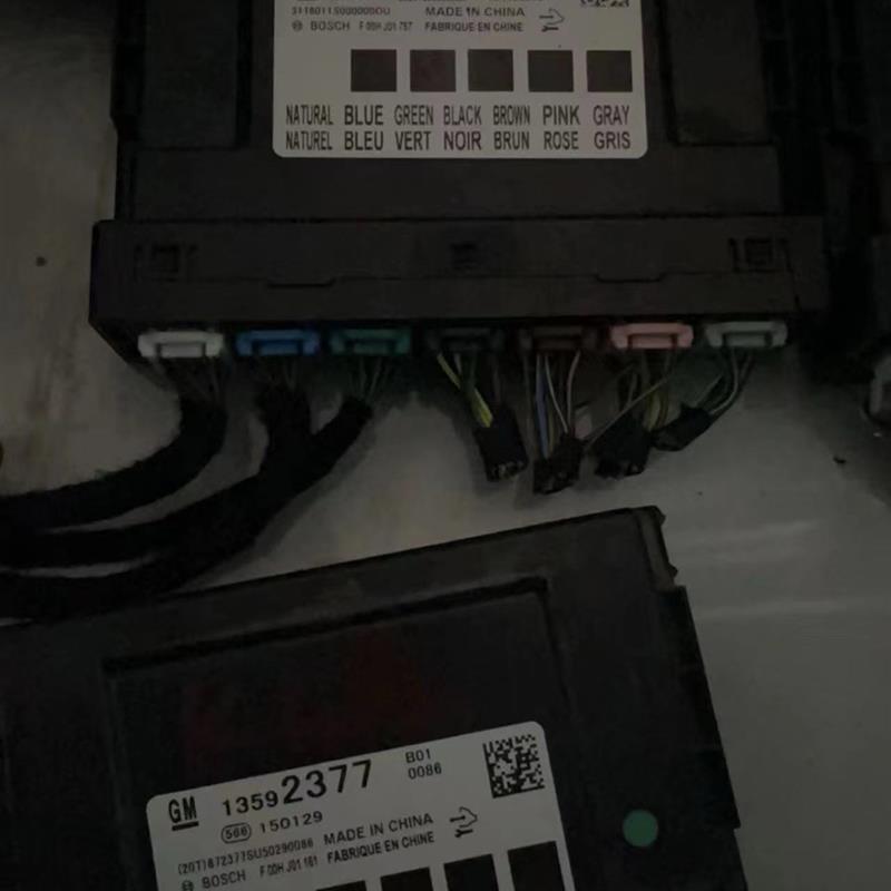 英朗车身控制器科鲁兹车身电脑新君威车身电脑新君越车身模块BCM