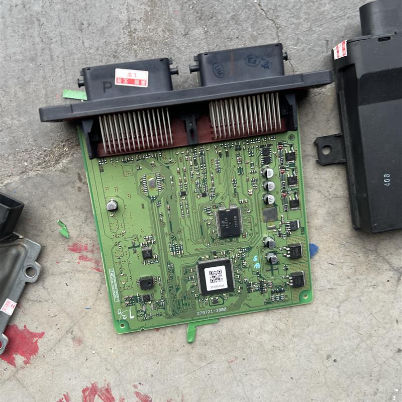 马自达3 马3 1.6 2.0 发动机电脑板 行车电脑版 279721-4960 原装