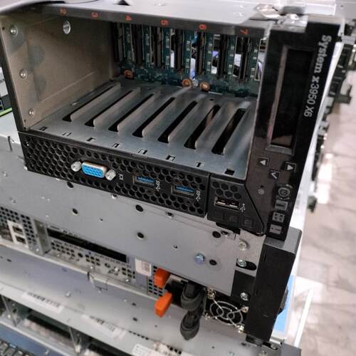 IBM X3850X6服务器 00D0055 00FN716读卡器00KH403 硬盘背板 笼子