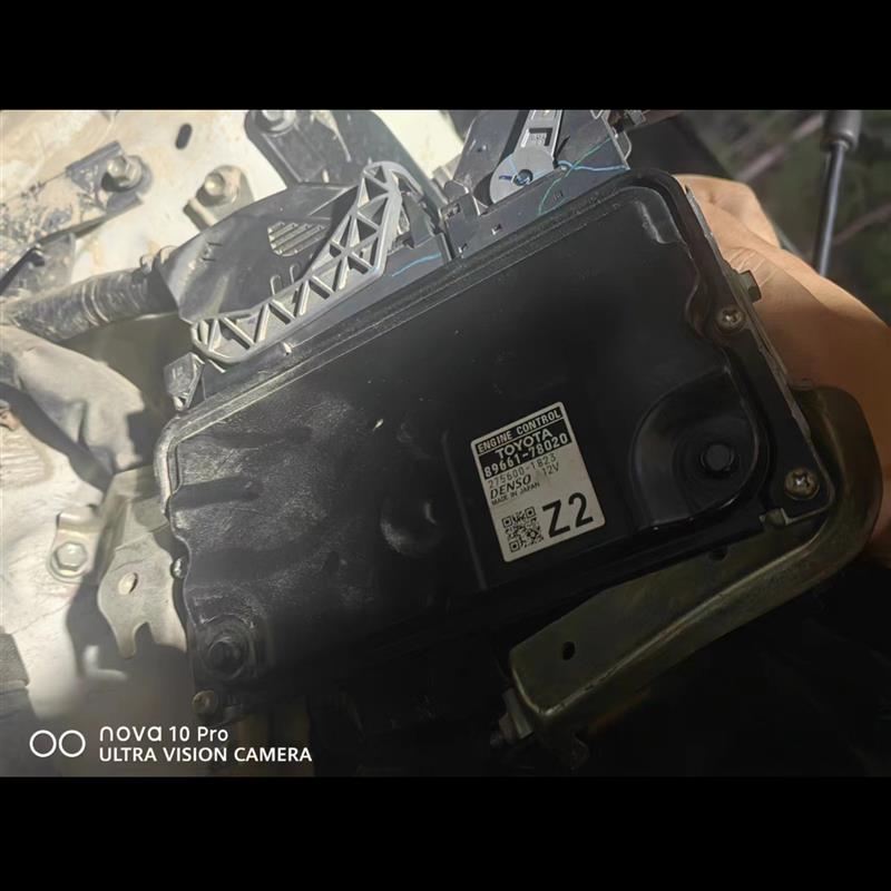 丰田RAV4新款 荣放发动机电脑版板89661-0R550 0R560雷克萨斯