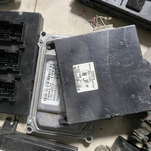 卡罗拉 多路网络车身ECU 车身电脑89221-02240/89221-02230/02300