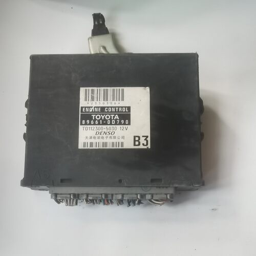 威驰发动机电脑行车ECU变速箱波箱电脑板B3控制器模块89661-0D790