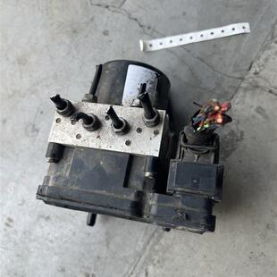 适用大众朗行朗逸速腾宝来昊锐桑塔纳志俊高尔夫6帕萨特ABS泵总成