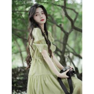 FAshi 泡泡袖绿色洋装女夏超仙森系纯欲法式初恋甜美茶歇长裙子