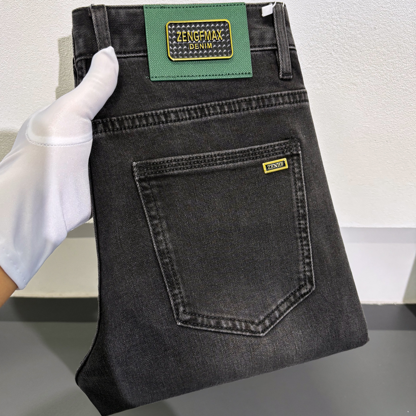 高品质秋季新款深灰色牛仔裤男士