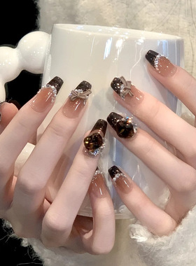 纯手工穿戴甲千金气质风美拉德轻奢爆闪香槟高级感显白美甲可拆卸