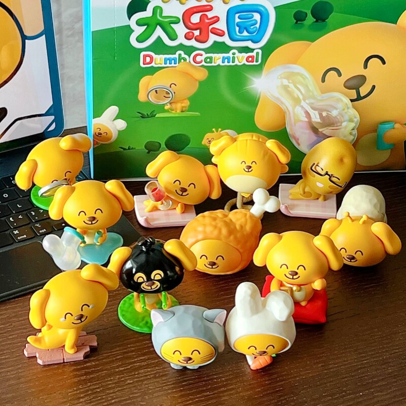52TOYS大笨狗笨笨大乐园盲盒图片