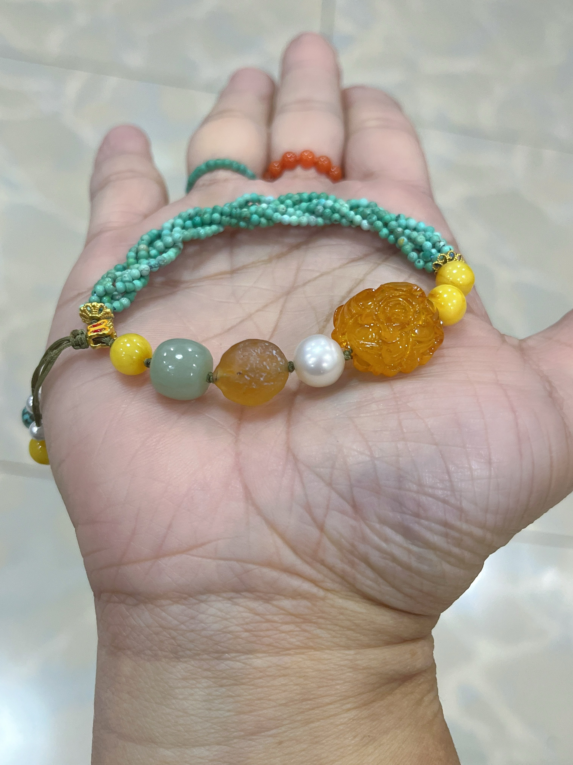 新中式国风原创设计天然鸡油黄蜜蜡珍珠原矿绿松石麻花结手链手串