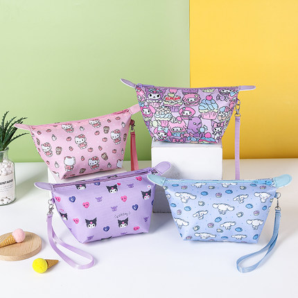 可爱化妆包女便携式护肤品收纳包洗漱包卡通饺子包旅行收纳袋防水