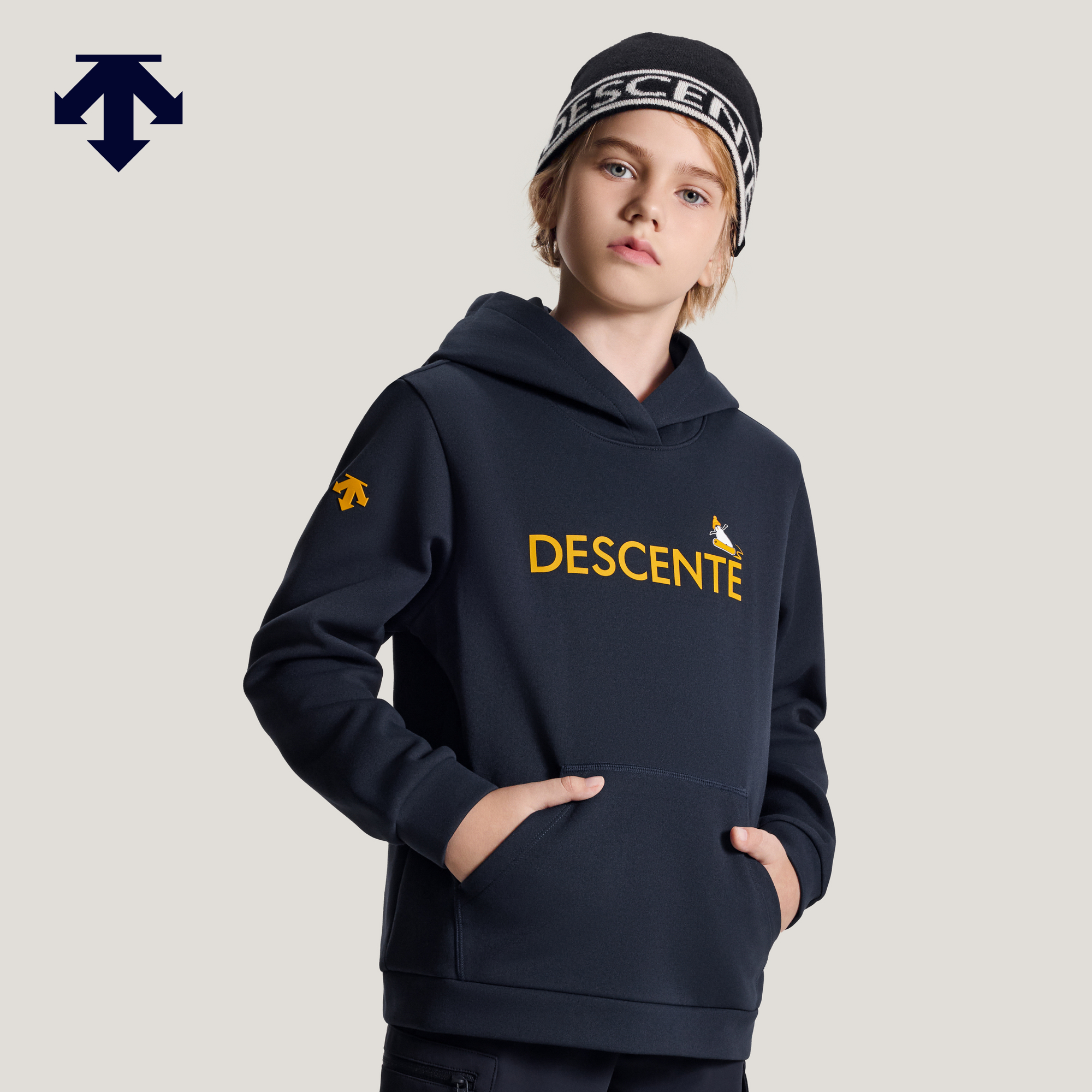 DESCENTE迪桑特 儿童SNOWBOARD系列男女童同款连帽卫衣