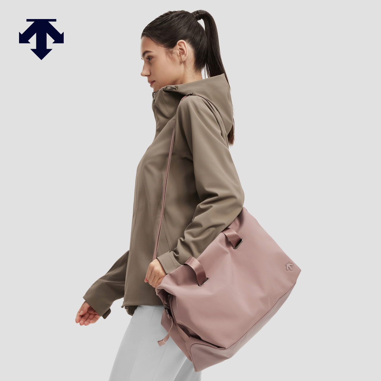 DESCENTE迪桑特WOMEN’S TRAINING系列女士提挎包