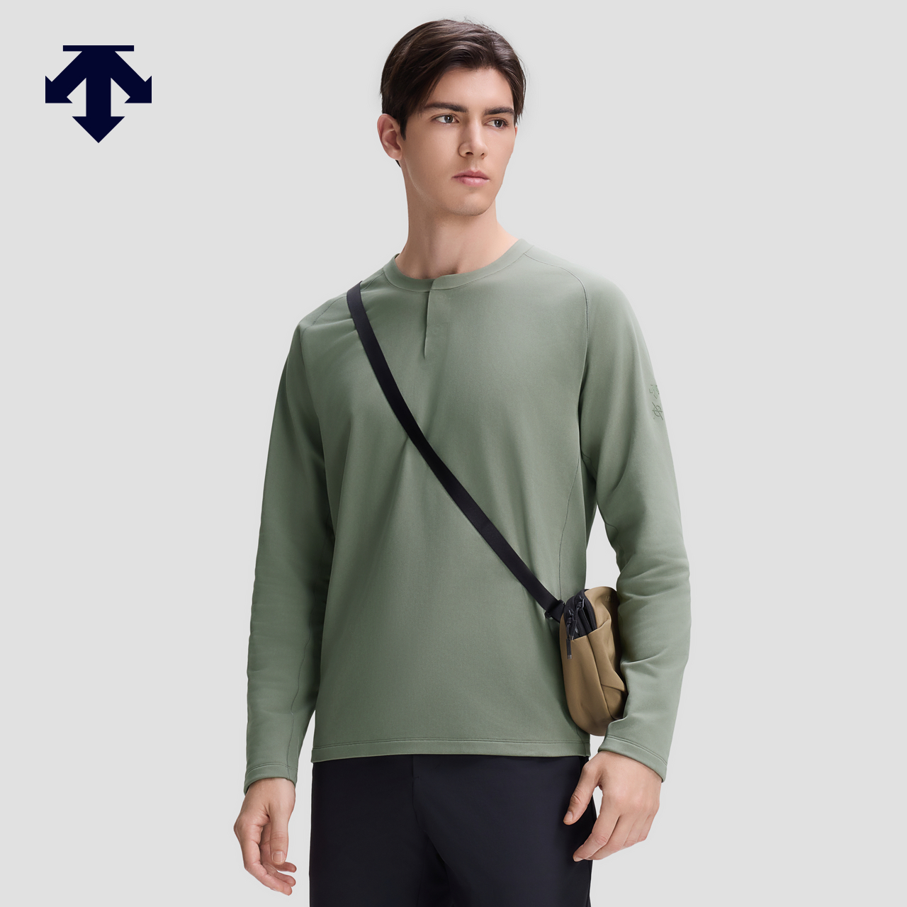 DESCENTE迪桑特DUALIS系列都市通勤男士保暖长袖针织衫秋冬新品