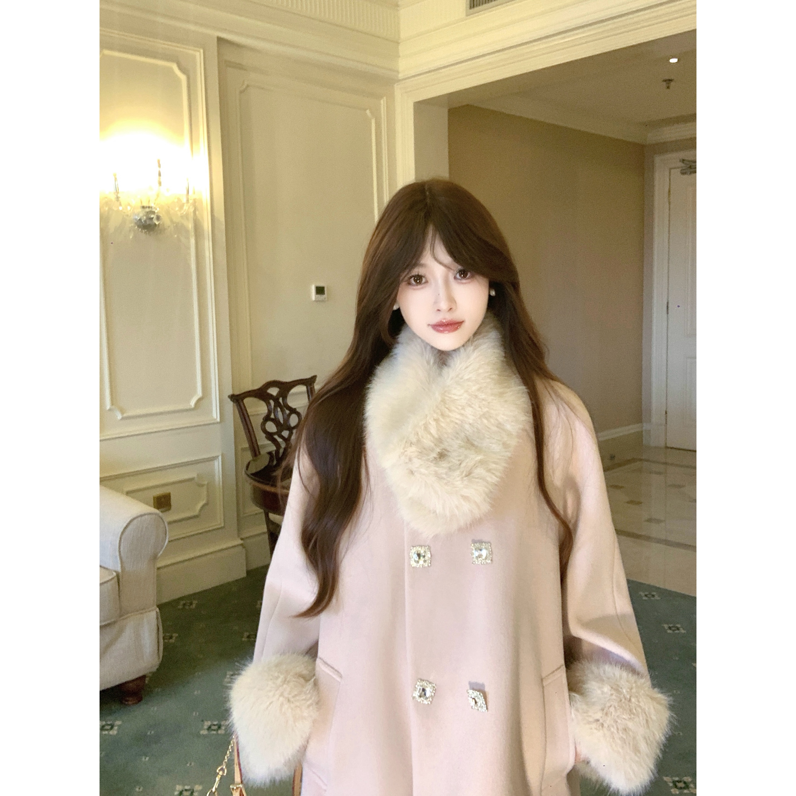 高级感毛呢外套富家千金感毛毛袖