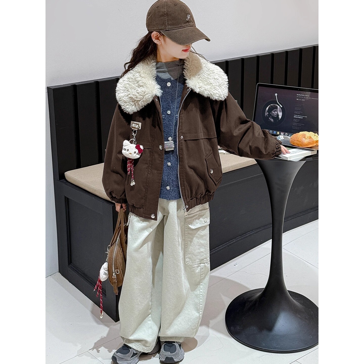 2026新款女童冬装加厚派克服女大童时尚儿童夹棉外套冬季毛领