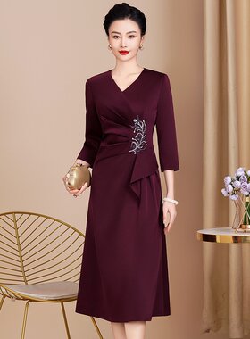 2026新款妈妈婚礼秋装时尚连衣裙洋气丈母娘嫁女儿喜婆婆