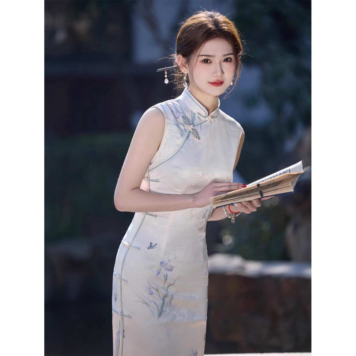 2026新款春夏无袖双层仿醋酸提花长款旗袍淡紫色花朵气质修身旗袍