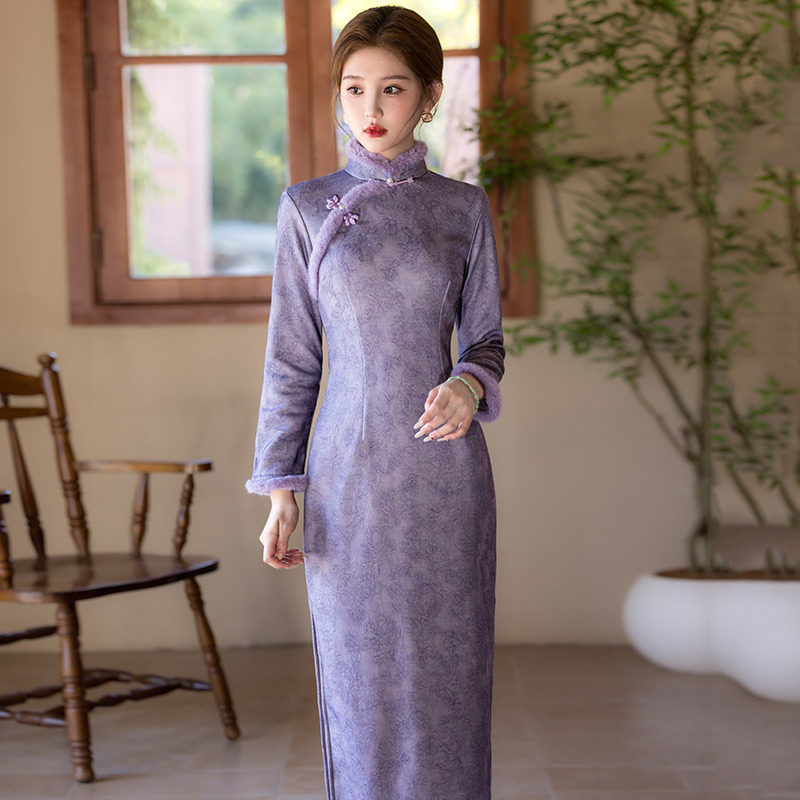 2026新款紫色玉兰加绒冬装国风新中式长款长袖旗袍改良年轻款