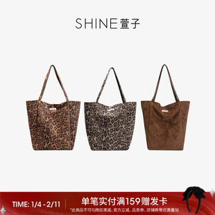 [明星同款]SHINE萱子饰品时髦豹纹包双面背单肩包大容量水桶包