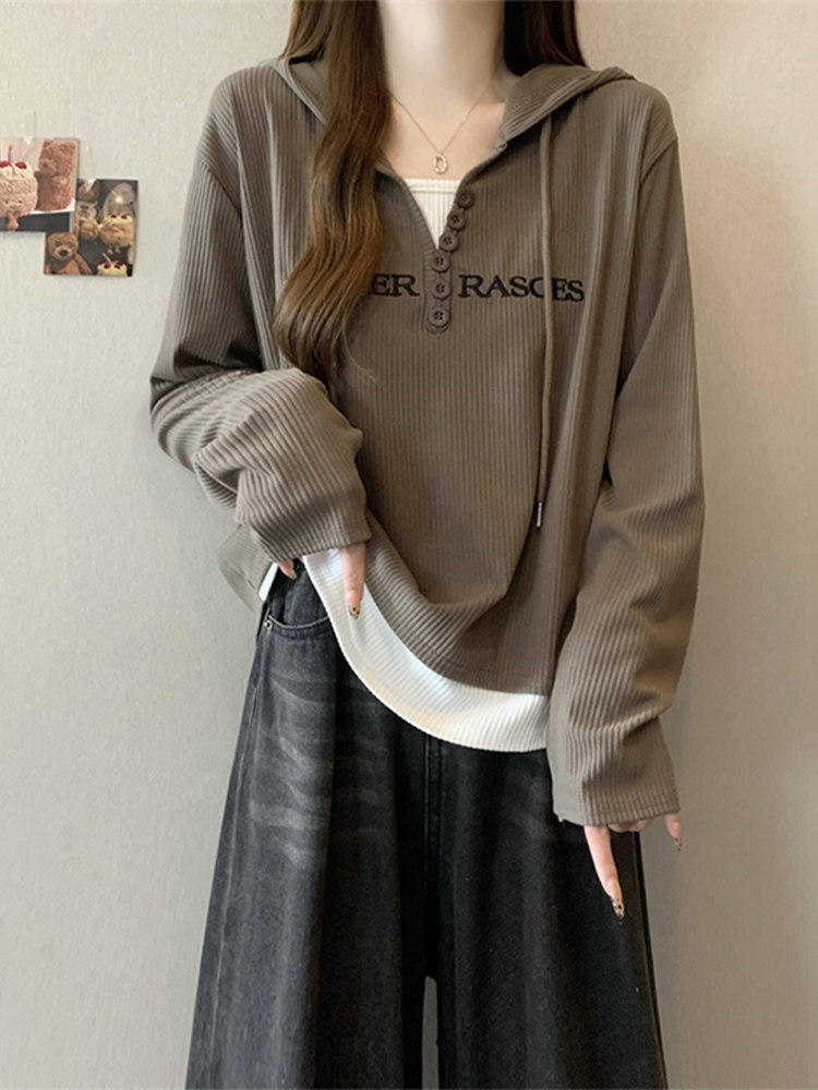 胖mm假两件连帽t恤卫衣女春秋款大码女装拼接刺绣遮肚子显瘦上衣