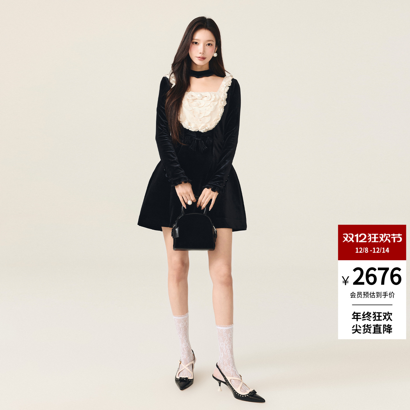 lefame拉飞姆2025冬季新款赫本风经典U领裱花方领丝绒长袖连衣裙