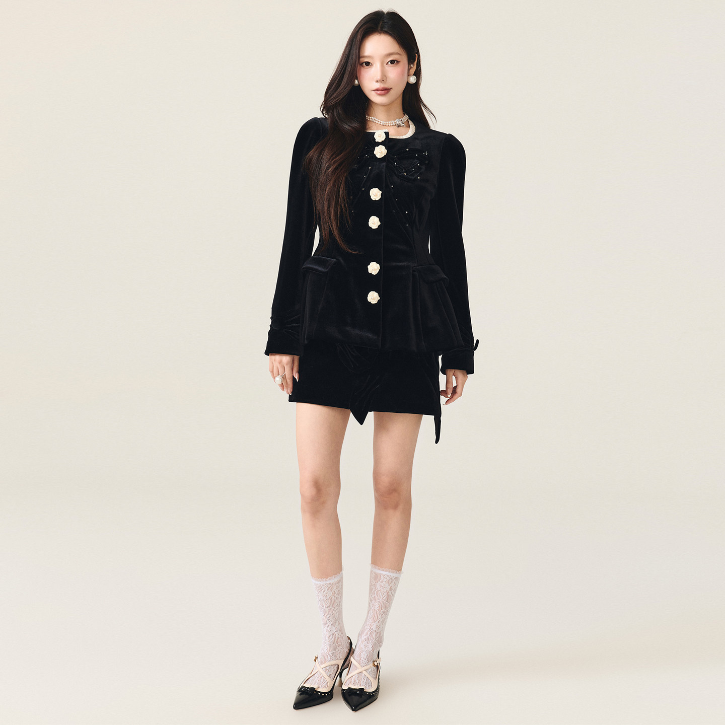 【迪丽热巴同款】lefame拉飞姆2025冬季时尚宫廷风丝绒外套上衣女