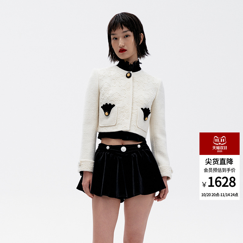 蕾丝花边短款外套小香风
