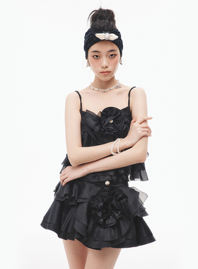 lefame拉飞姆时尚波嬉风黑色玫瑰花朵造型吊带上衣