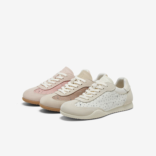 百思图2025春季新款舒适户外复古运动德训鞋平底女休闲鞋E5281AM5