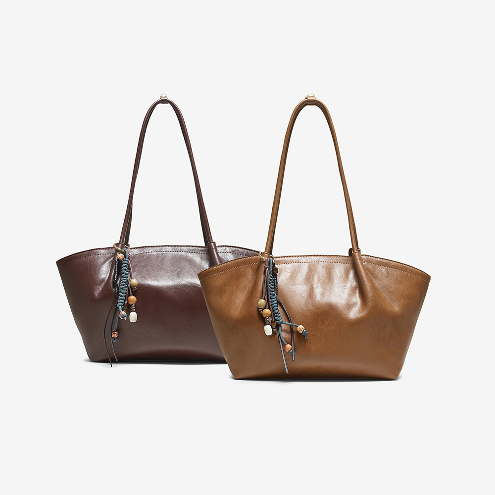 百思图2025冬季商场新款miu系托特包时尚大容量单肩包女TY059DX5