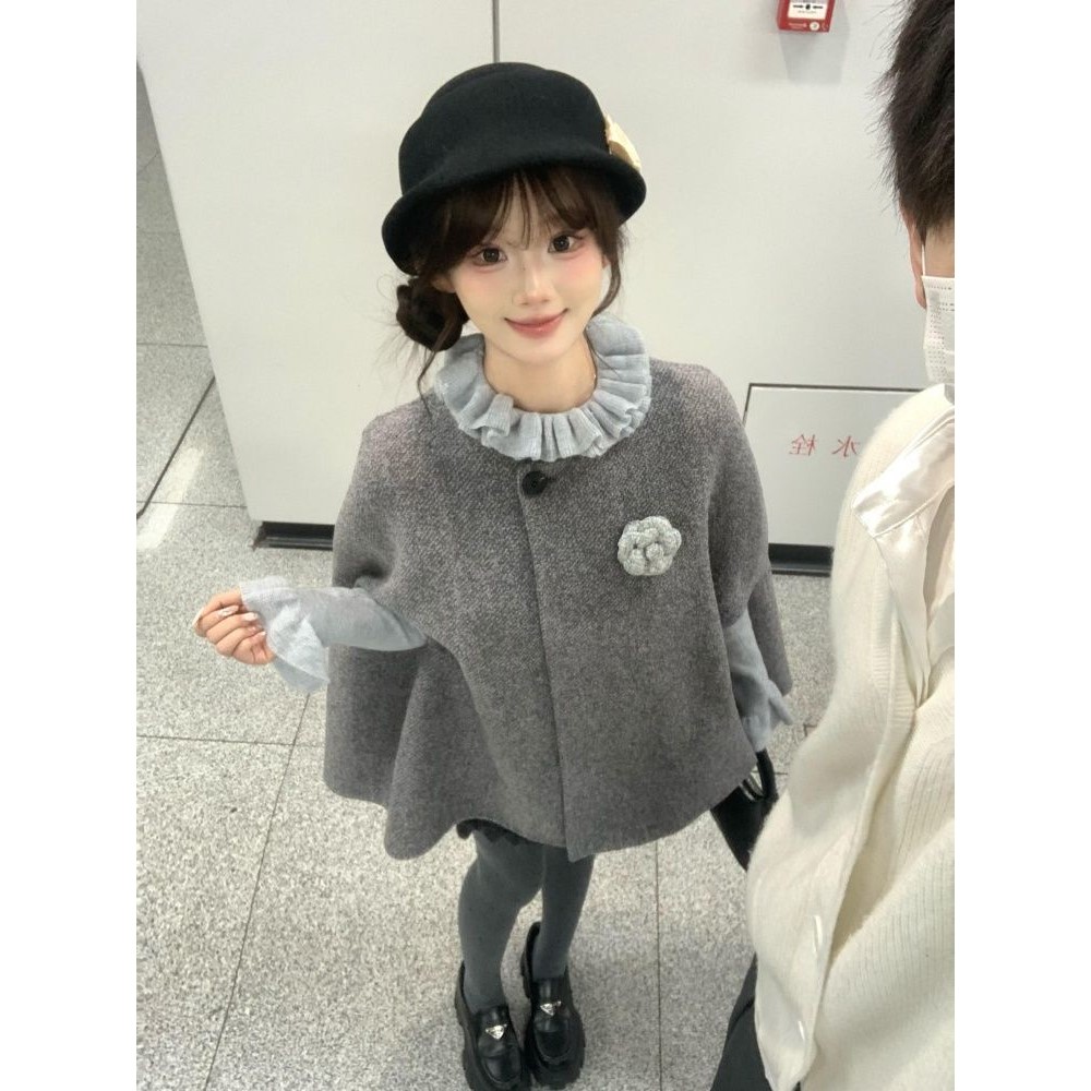 超好看斗篷外套法式千金灰色斗篷披肩毛呢外套大衣荷叶领针织毛衣